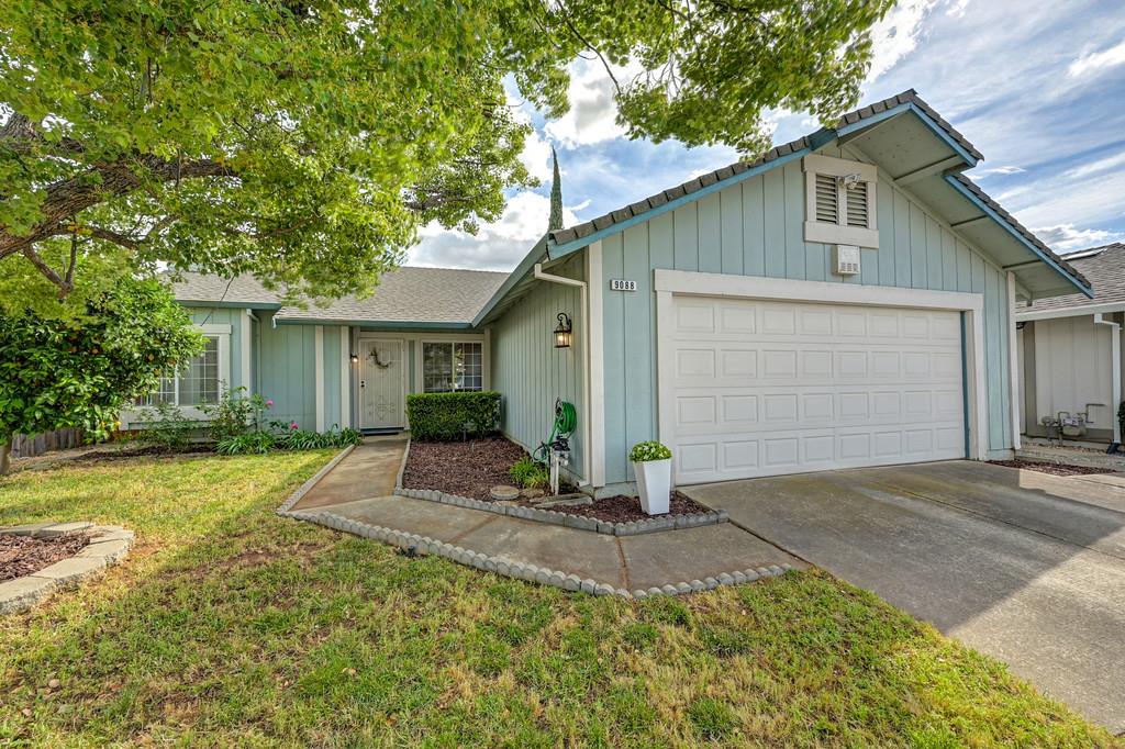 9088 Bramble Trail Way