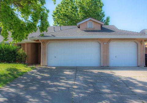 5320 Summerbrook Way Sacramento CA 95823
