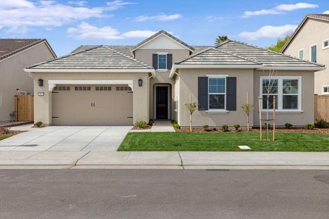 2543 E Elan Street Lodi CA 95242