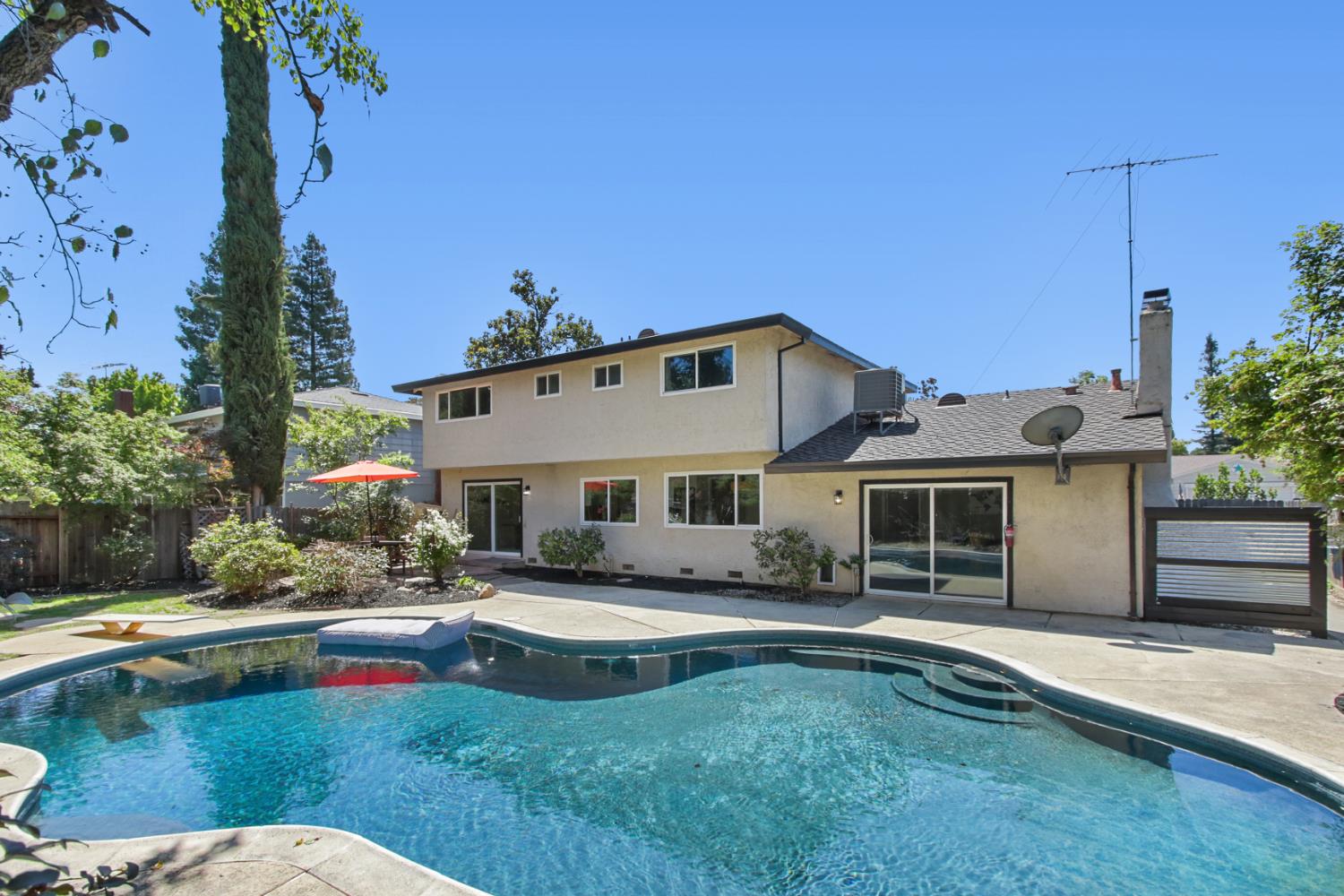 4921 Olive Oak Way