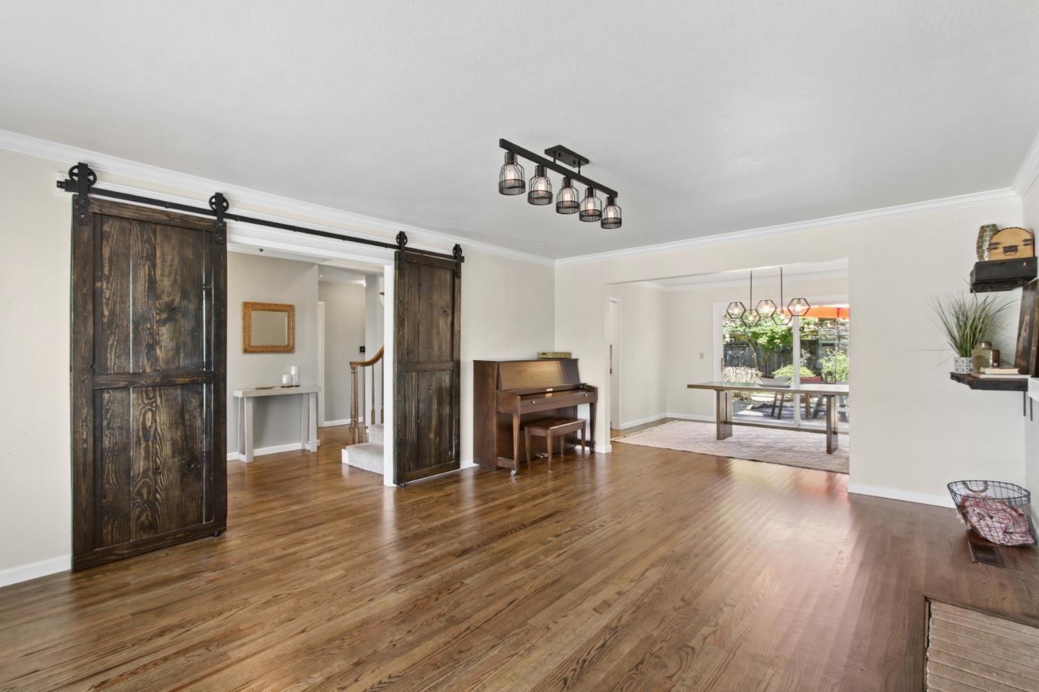 4921 S Olive Oak Way