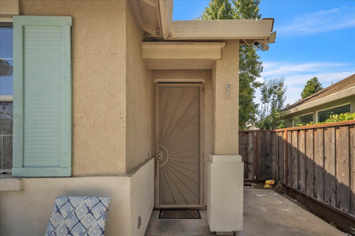 4321 Burgess Drive