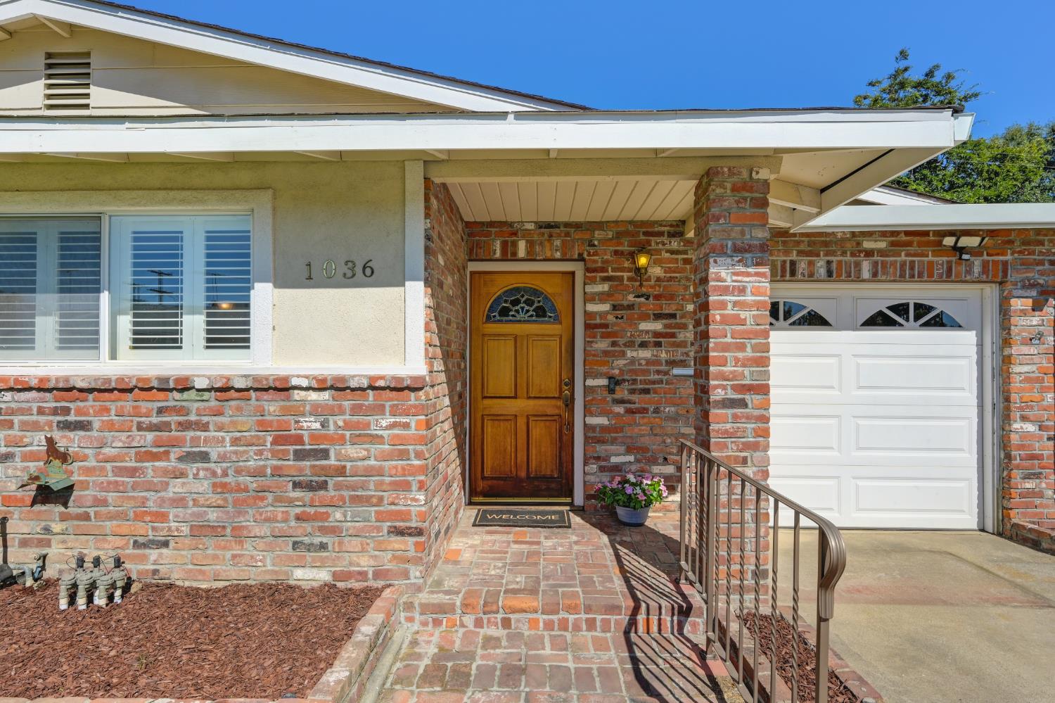 1036 Meadow Road