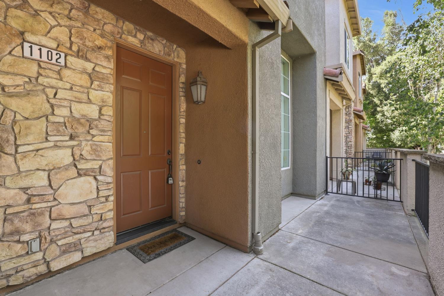 2580 W El Camino Avenue 1102