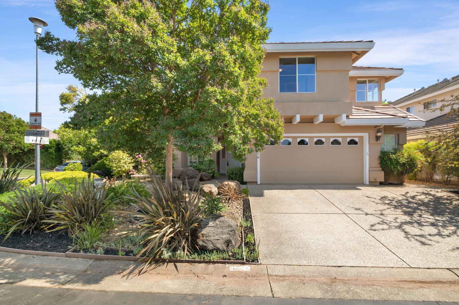 5524 Coronawood Lane