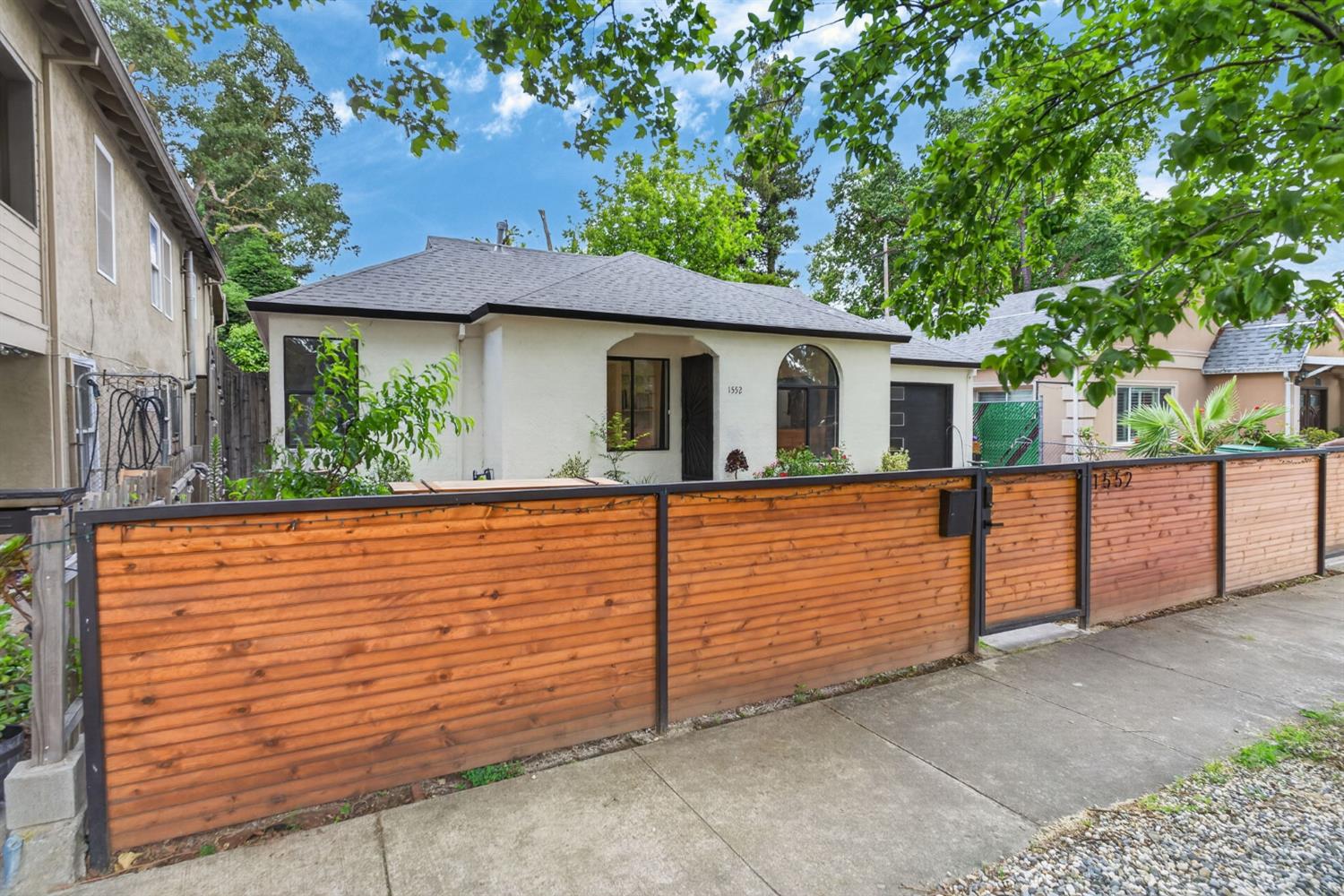 1552 Virginia Avenue