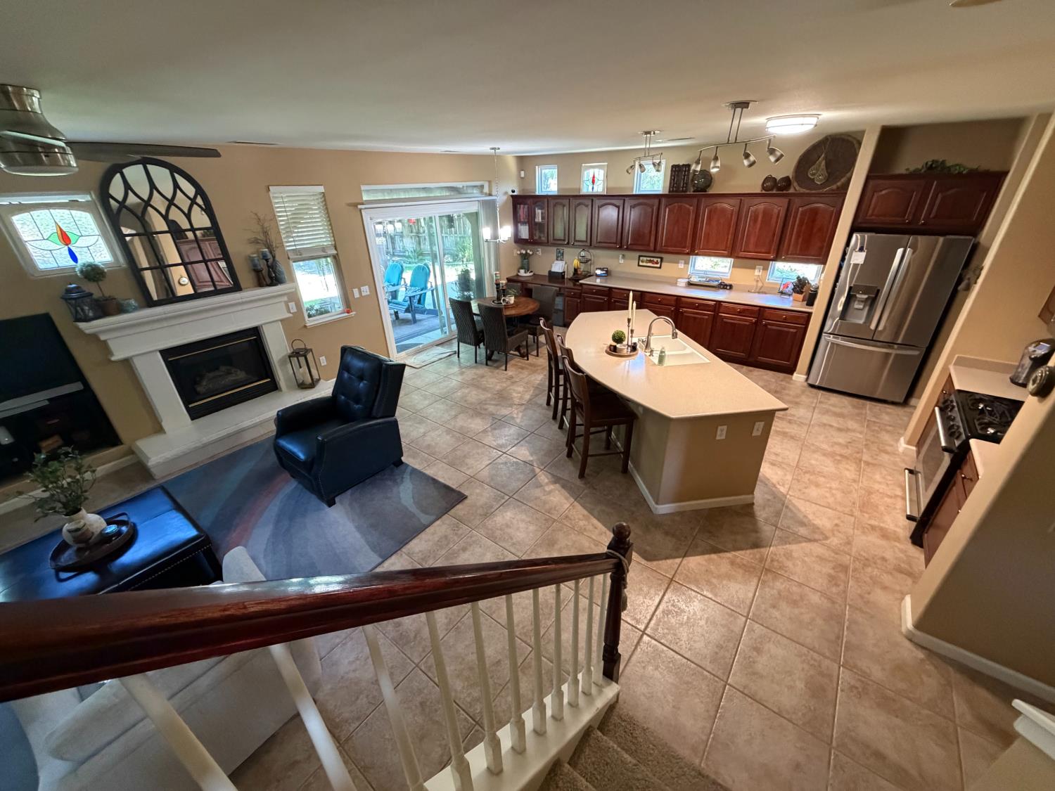3200 Mont Cliff Court