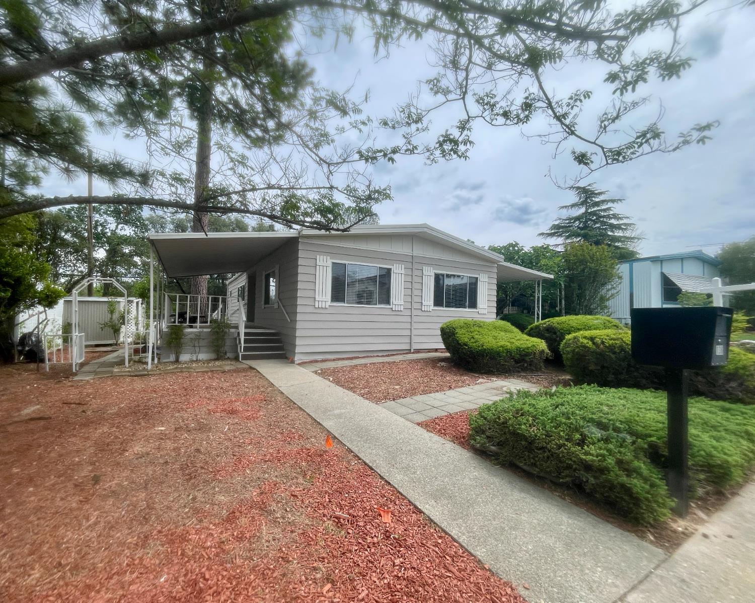 3550 China Garden Road 138