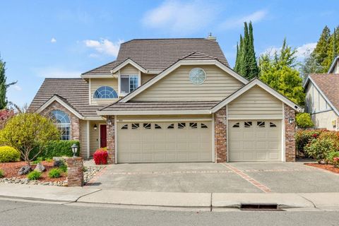 MLS: 225052509