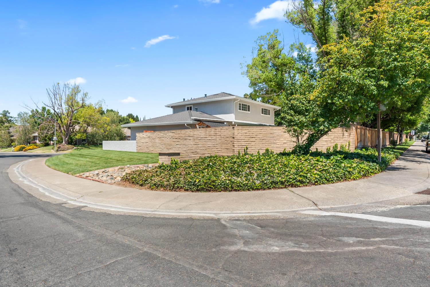 3418 Whitnor Court