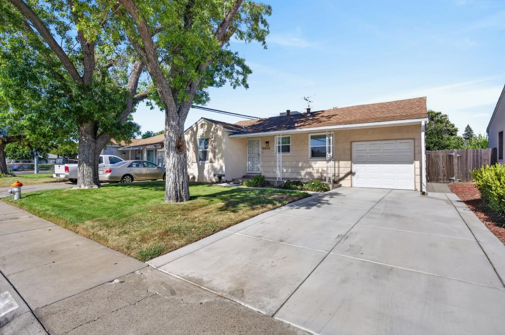 5605 Helen Way