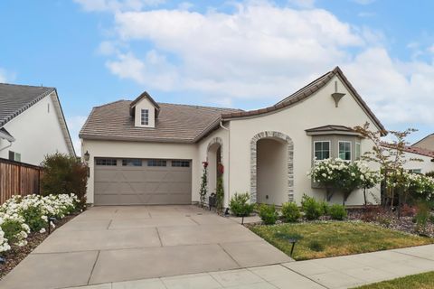 3021 Baldwin Street, Sacramento, CA 95818 - #: 225061664