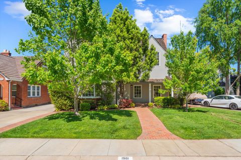 1981 9th Avenue Sacramento CA 95818