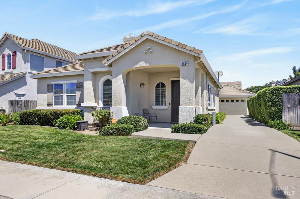 1664 Hickam Circle