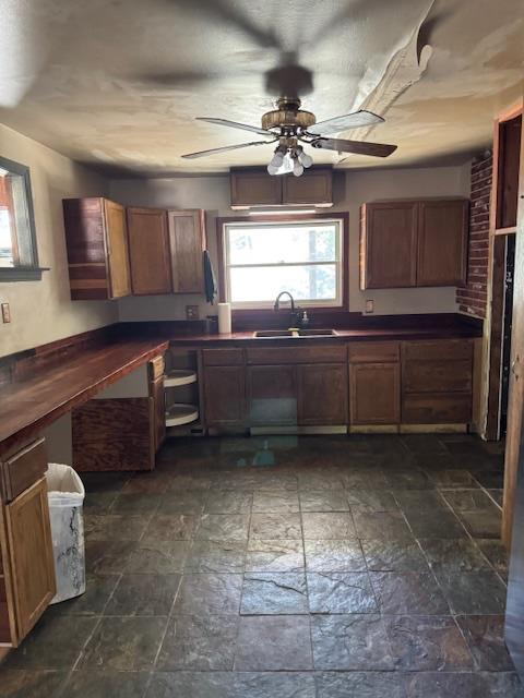 7500 Winding Way
