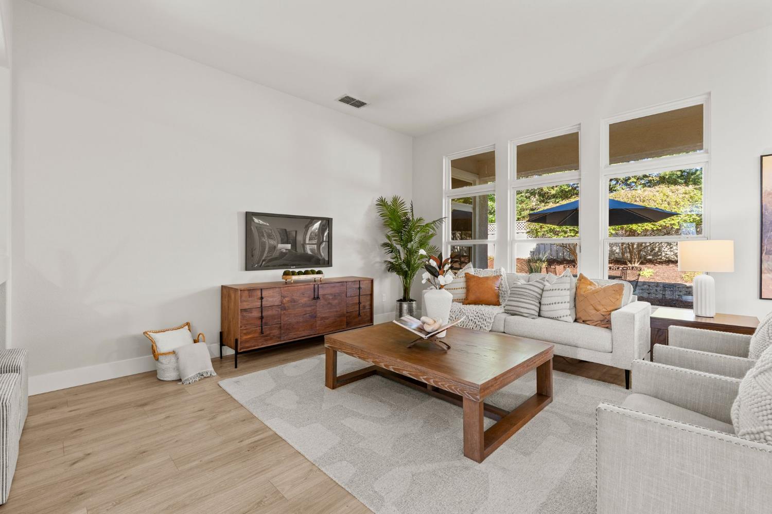 4741 Cottage Lane