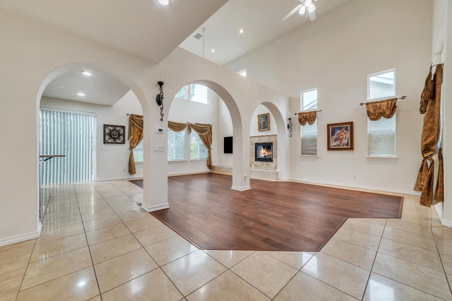 122 Hopfield Drive