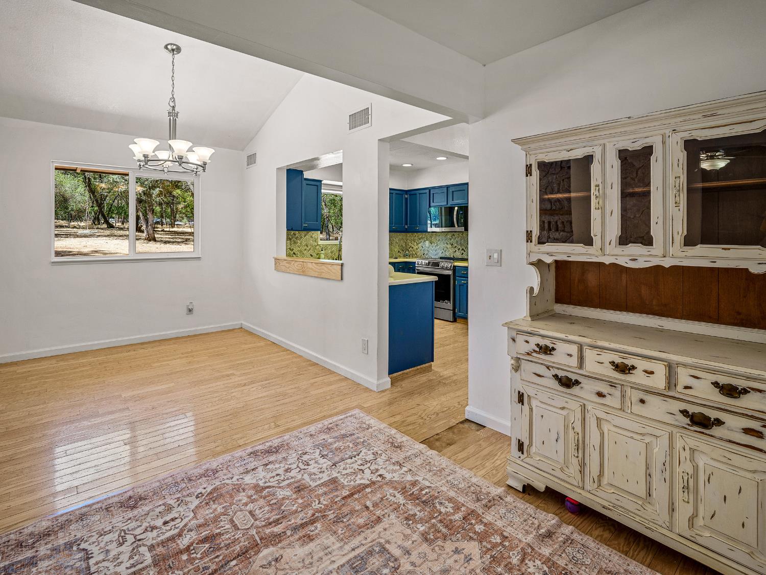 3288 Eastview Drive