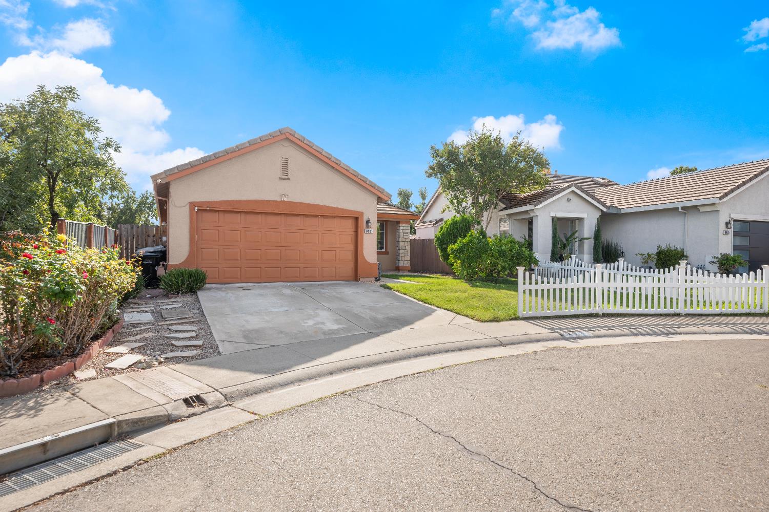 8401 Pinyon Pine Place