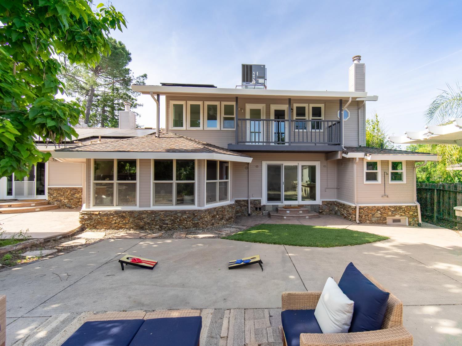 3021 Waterman Court