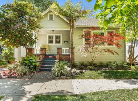 2212 D Street, Sacramento, CA 95816 - MLS#: 225034148