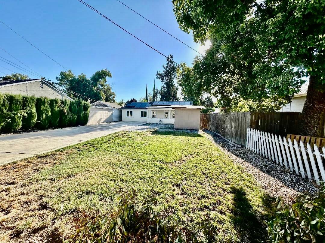 907 Orange Street