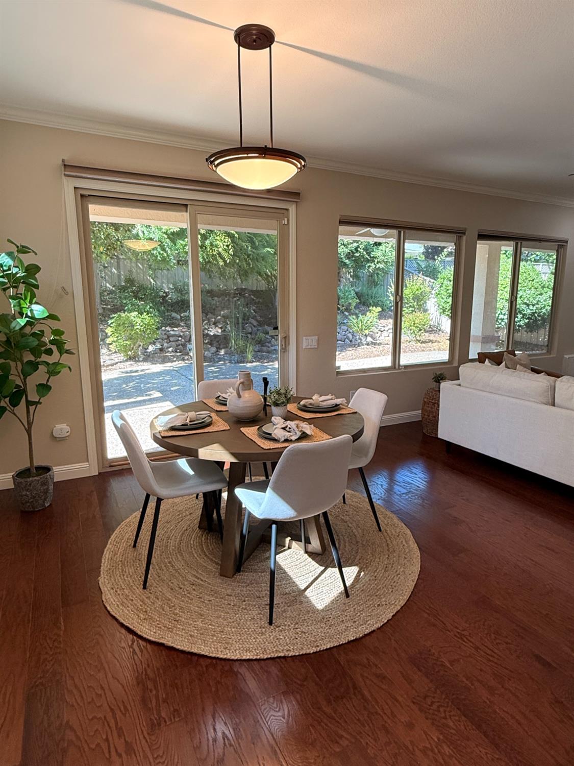 114 Ivy Arbor Ct.