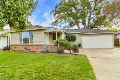 4200 42nd Avenue Sacramento CA 95824