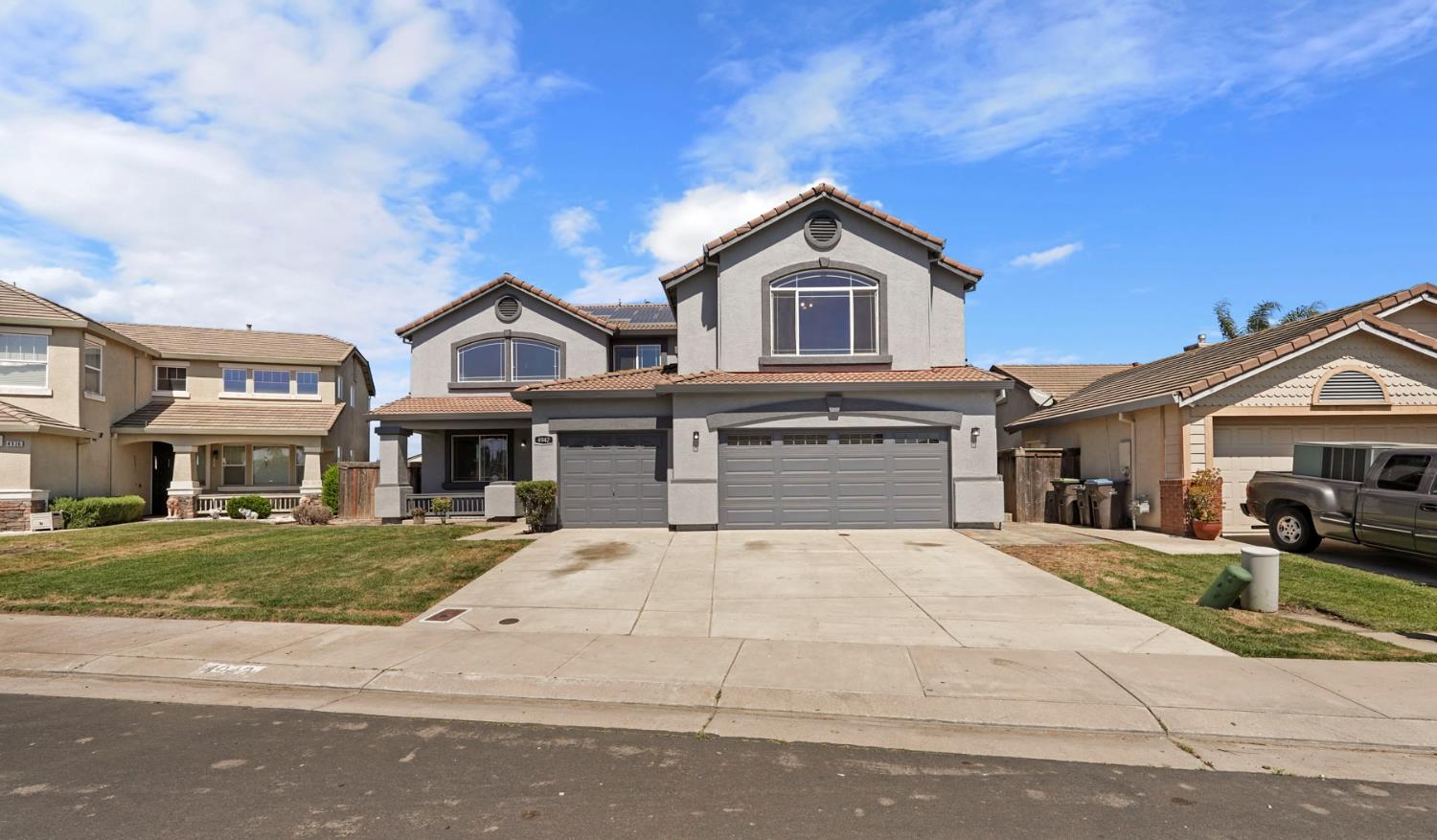 4942 Moorcroft Circle