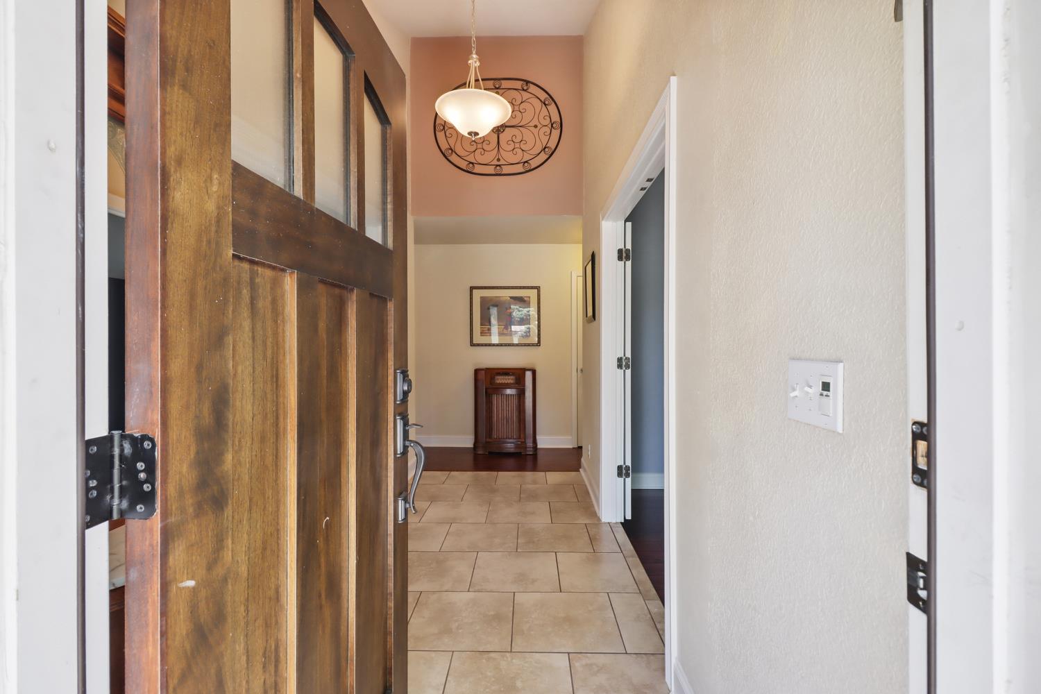 101 Canyon Rim Drive