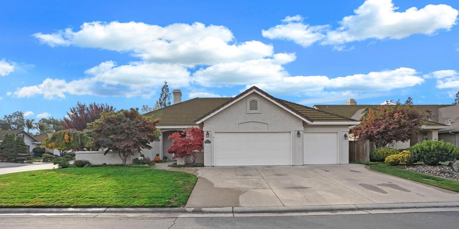 22 River Pointe Court