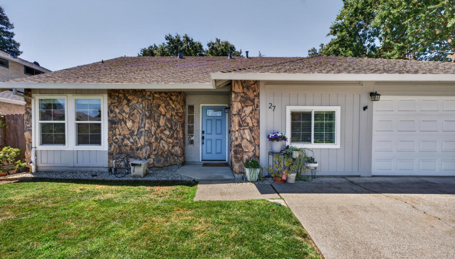 27 Rock Hill Court