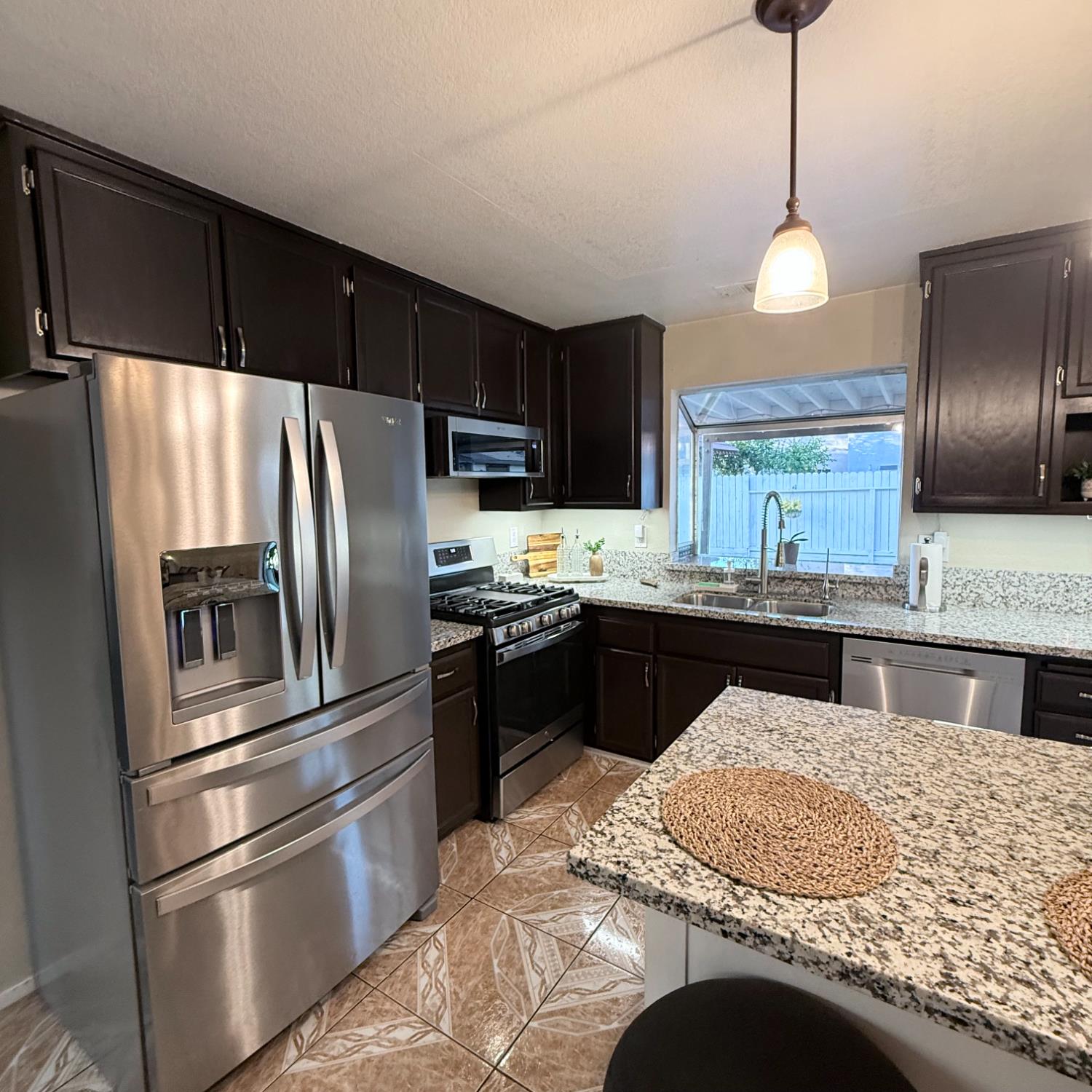 3009 Glen Grove Court