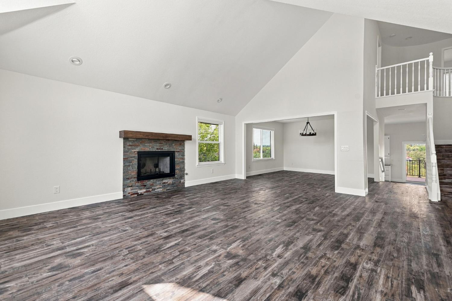 109 Endicott