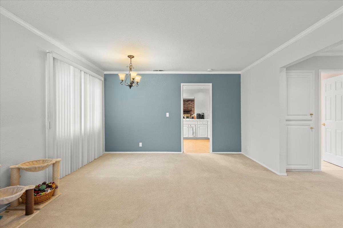 2425 Melville Way