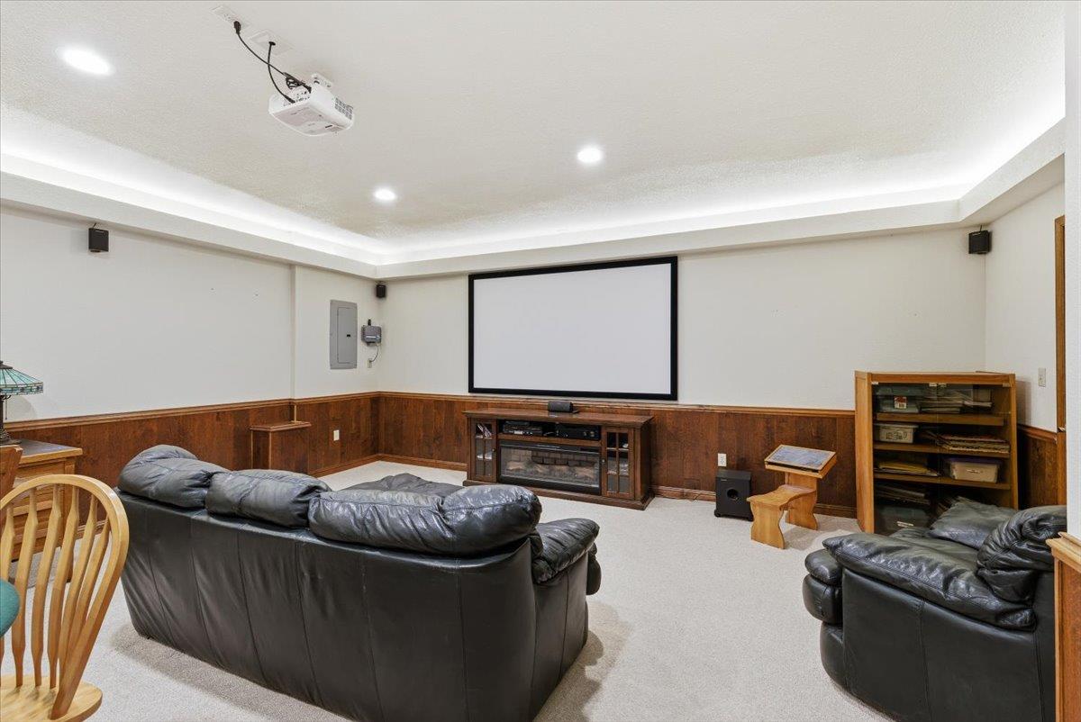124 Mountain Oak Court