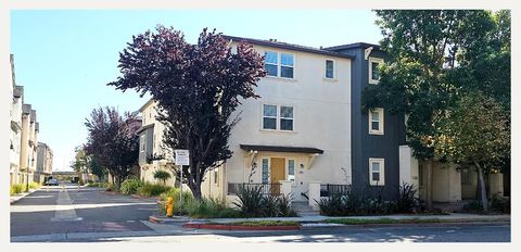 691 Macabee Way Hayward CA 94541