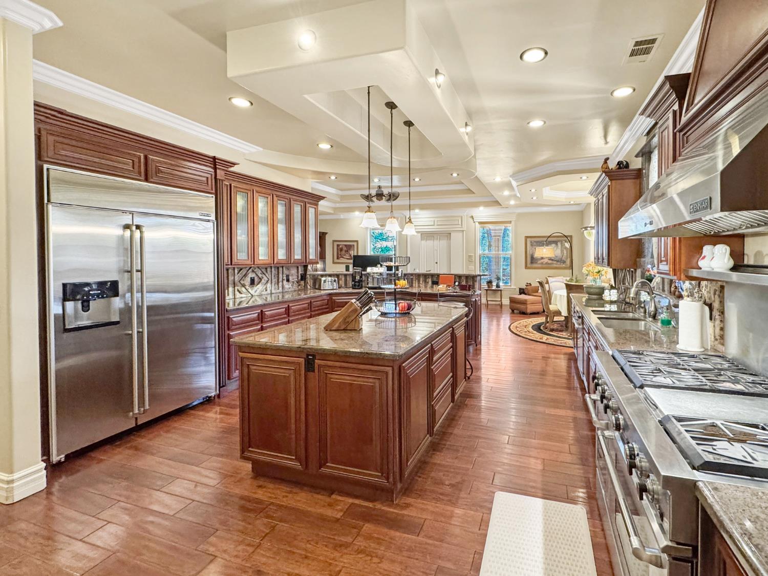 9915 Spyglass Circle