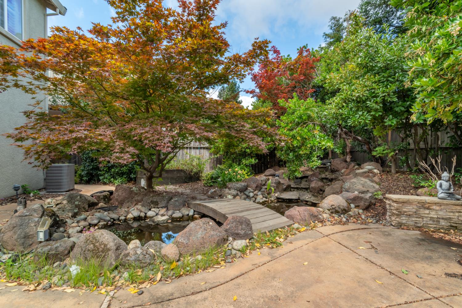 2911 Macon Drive