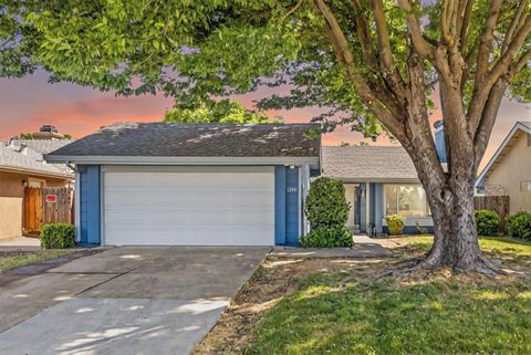 1240 Chuckwagon Drive Sacramento CA 95834