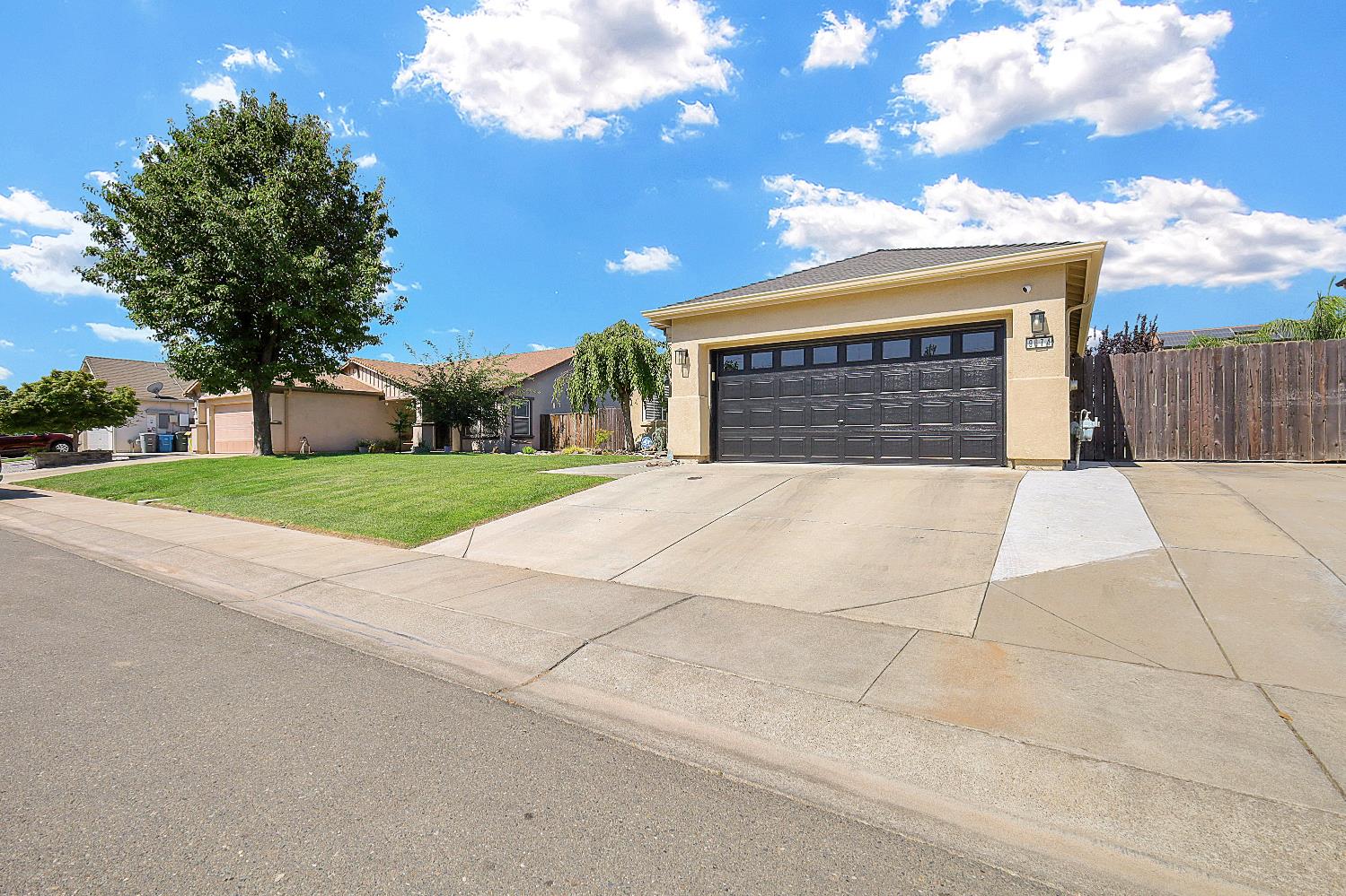 9674 Poplar Court