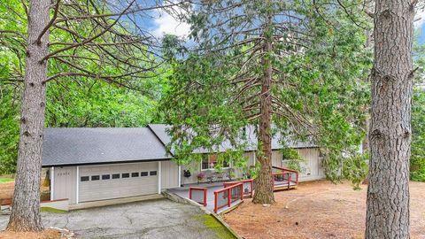 25375 Pineview Drive, Colfax, CA 95713 - MLS#: 225064237