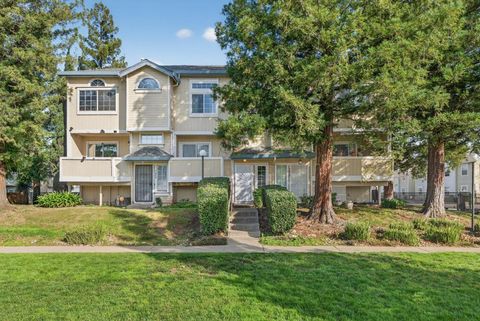 7402 Kallie Kay Ln Sacramento CA 95823