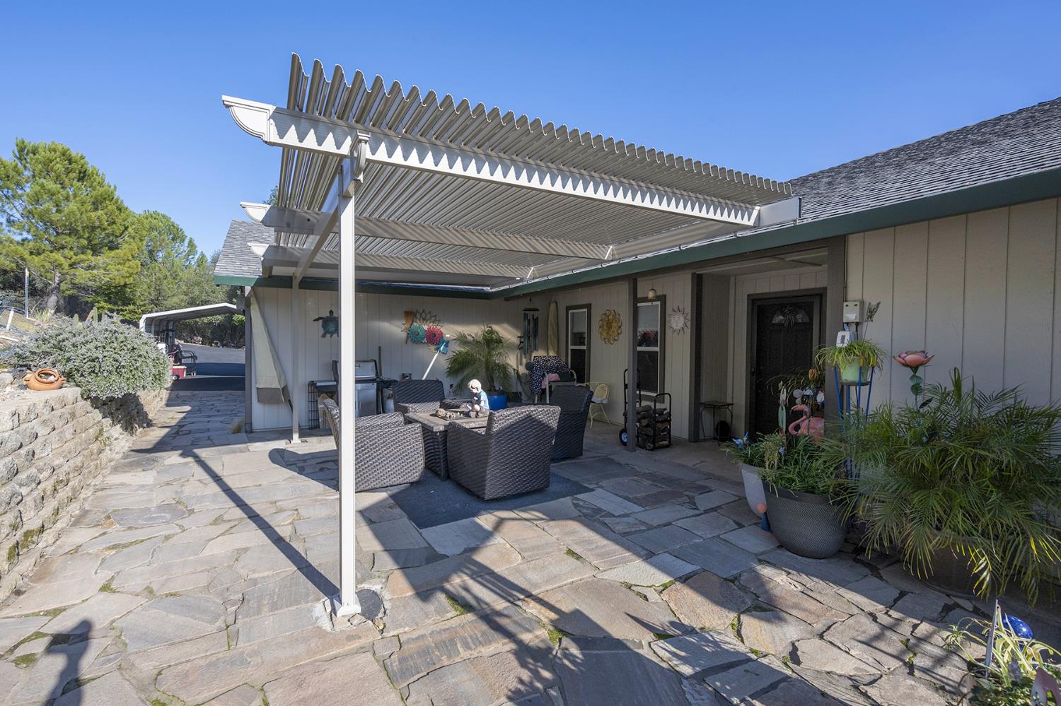 4121 Voyager Way
