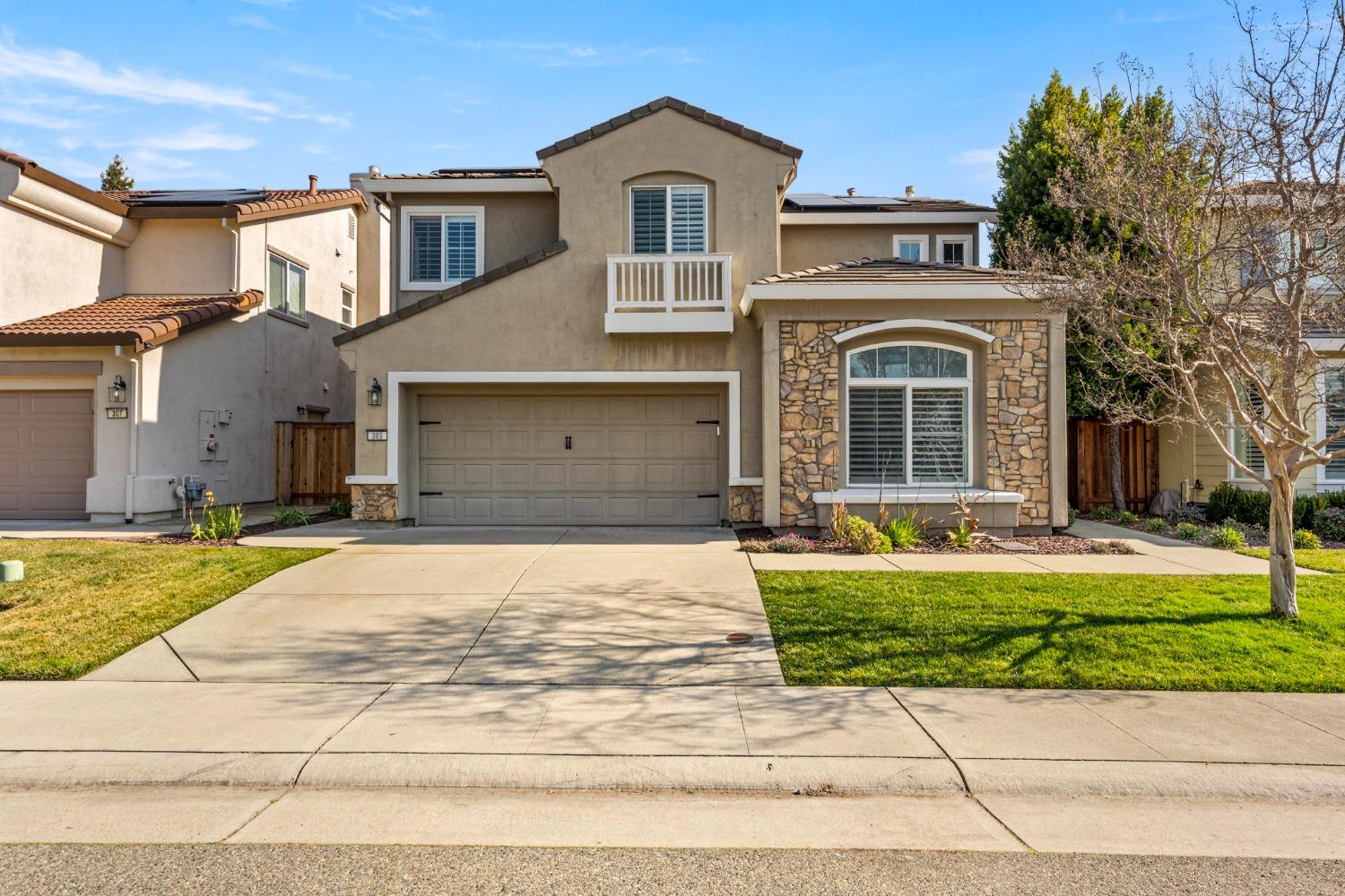 305 Dinis Cottage Lane