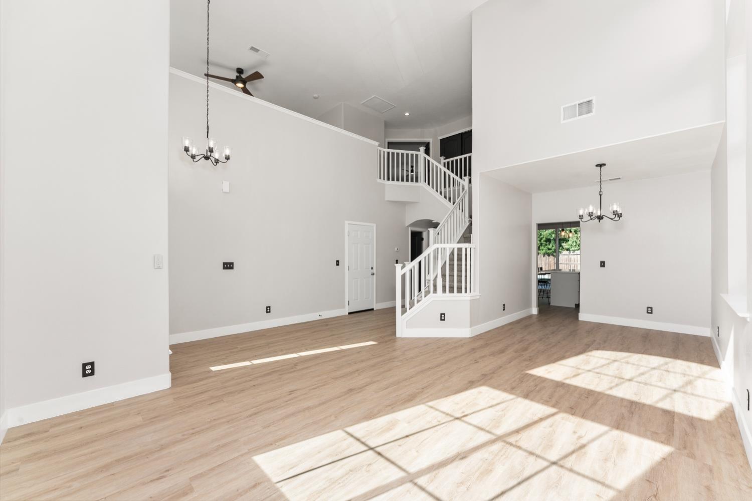 9761 Orpington Place