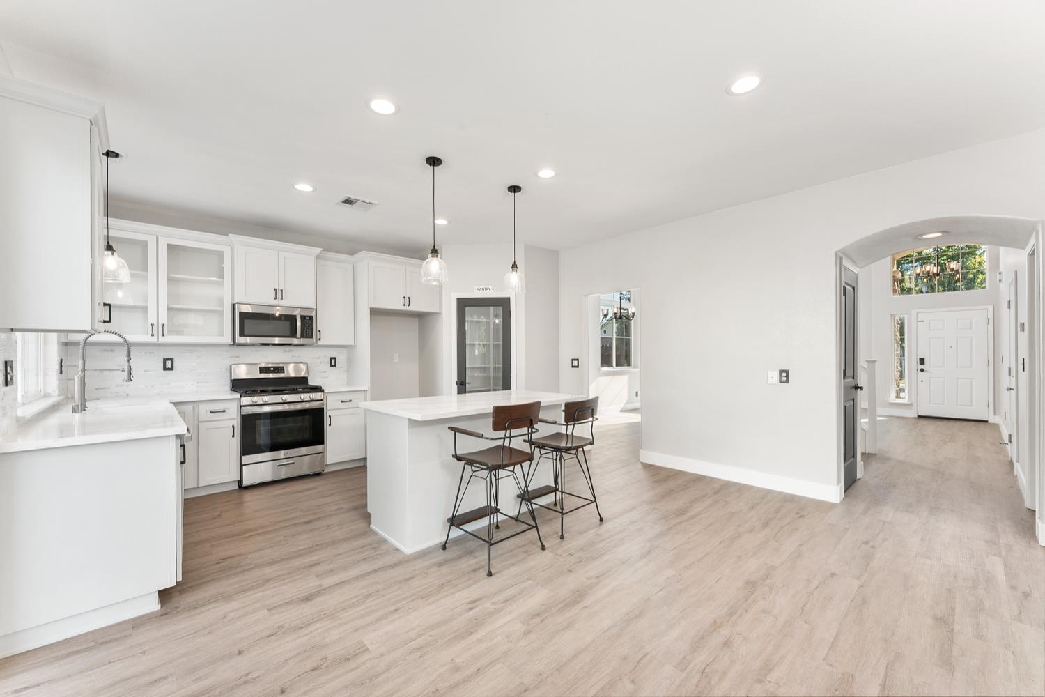 9761 Orpington Place