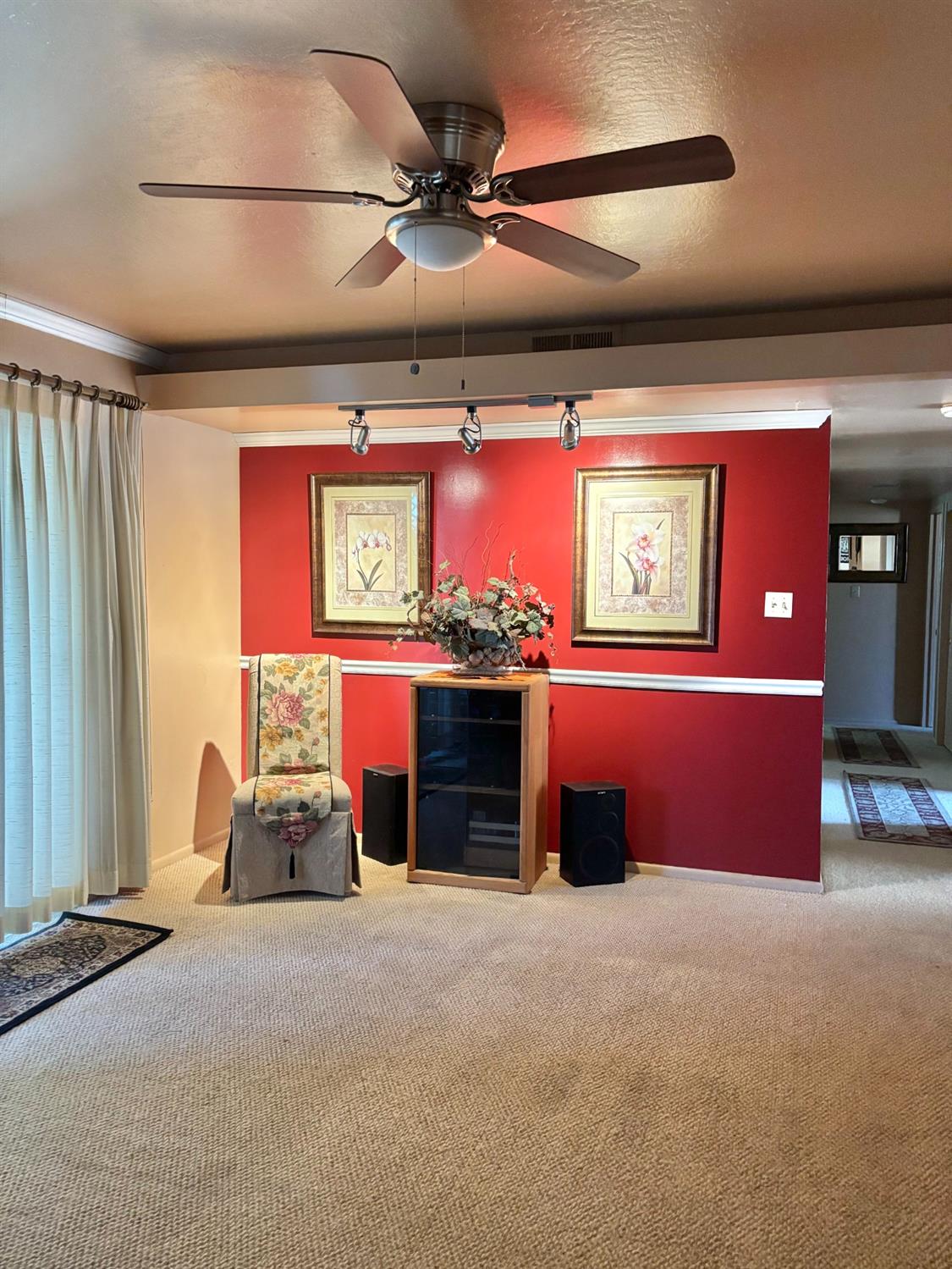 102 E 18th Street 3