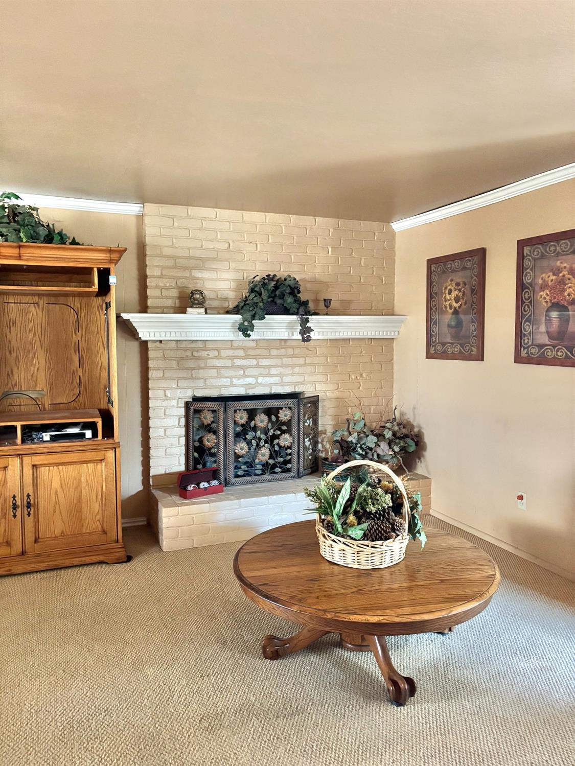 102 E 18th Street 3