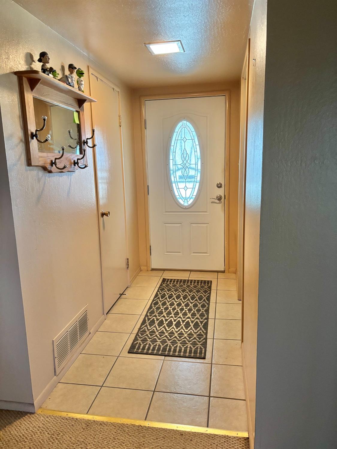 102 E 18th Street 3